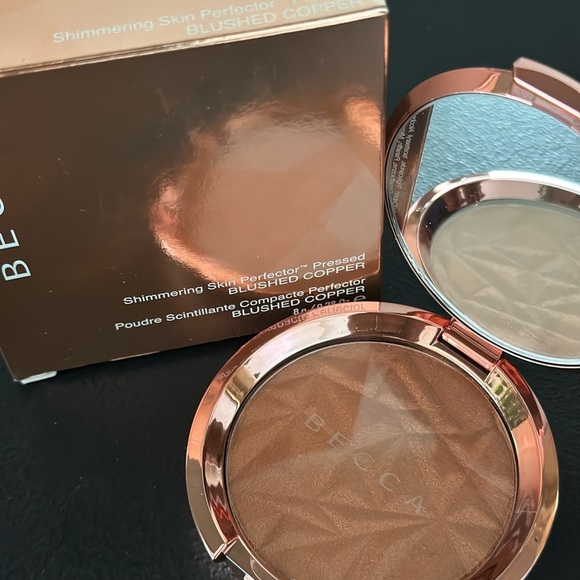 BECCA Shimmering Skin Perfector in Copper Glow Highlighter LIMITED EDITION - Picture 2 of 7